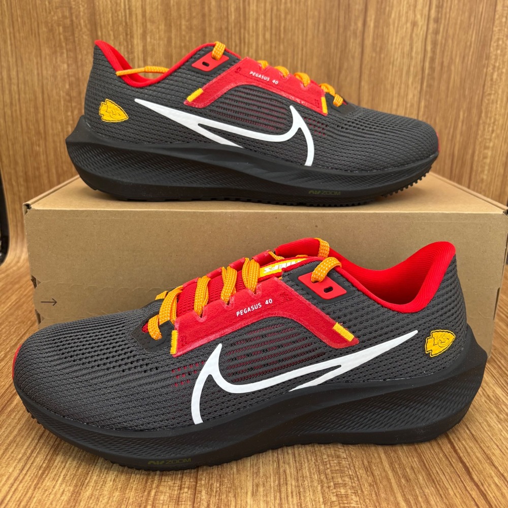 Nike Zoom Pegasus 40 NFL Kansas City Chiefs Mens 6.5 Womens 8 Gray New